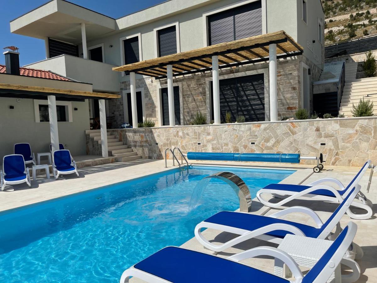 Bellavista Villa Ivanica Exterior foto